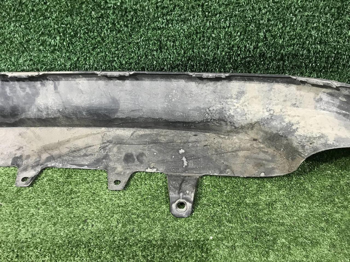 Юбка заднего бампера Toyota Camry xv70 (2017-н.в.)