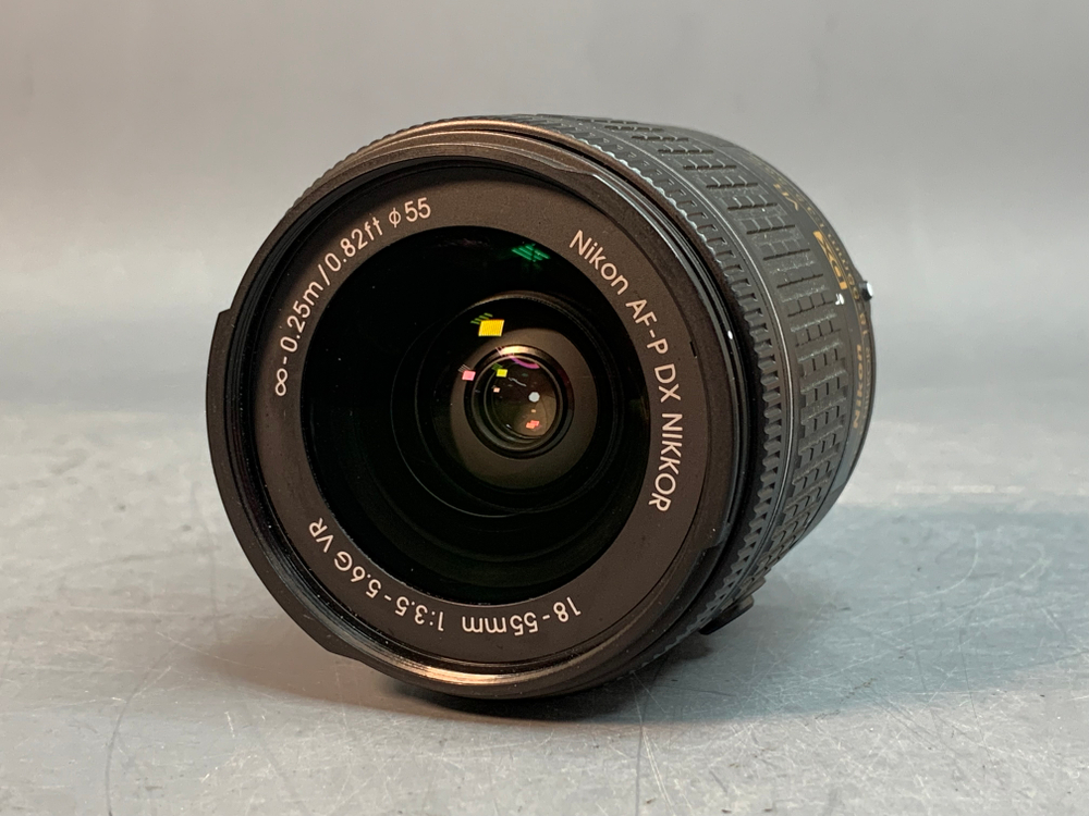 Nikon D5600 kit AF-P 18-55mm VR 2.800 кадров