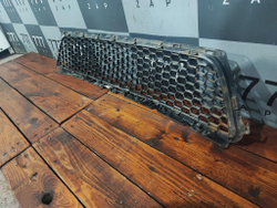 Решетка переднего бампера Renault Sandero 1 09-14 Б/У Оригинал 8200735103