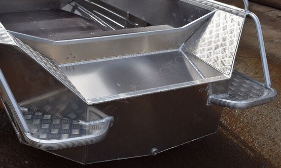 Алюминиевая лодка Wellboat-42 NexT румпельное управление