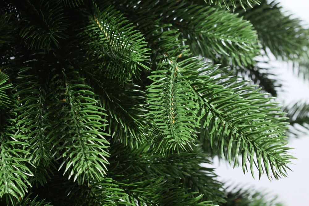 Ель искусственная «Изольда» (Литая хвоя) от 1,5 м до 2,7 м