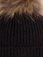 Шапка детская зимняя на завязках с помпоном