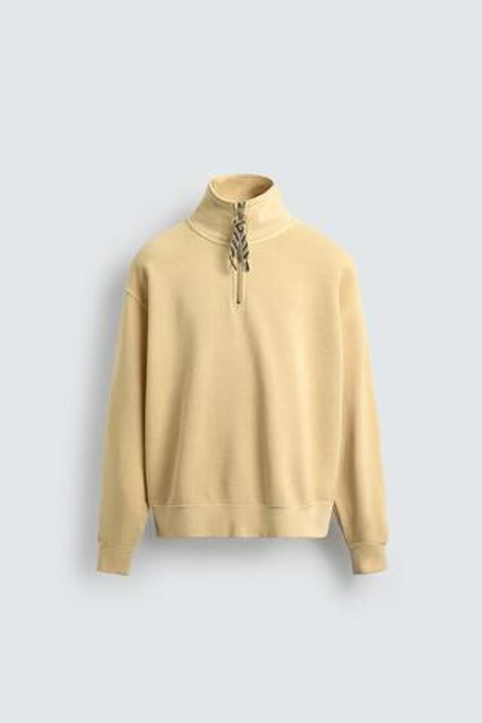 ZARA Х AARON LEVINE ТОЛСТОВКА С ВОРОТНИКОМ НА МОЛНИИ, ЖЕЛТЫЙ