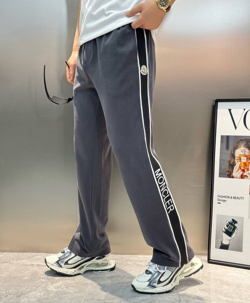 Спортивные штаны Moncler