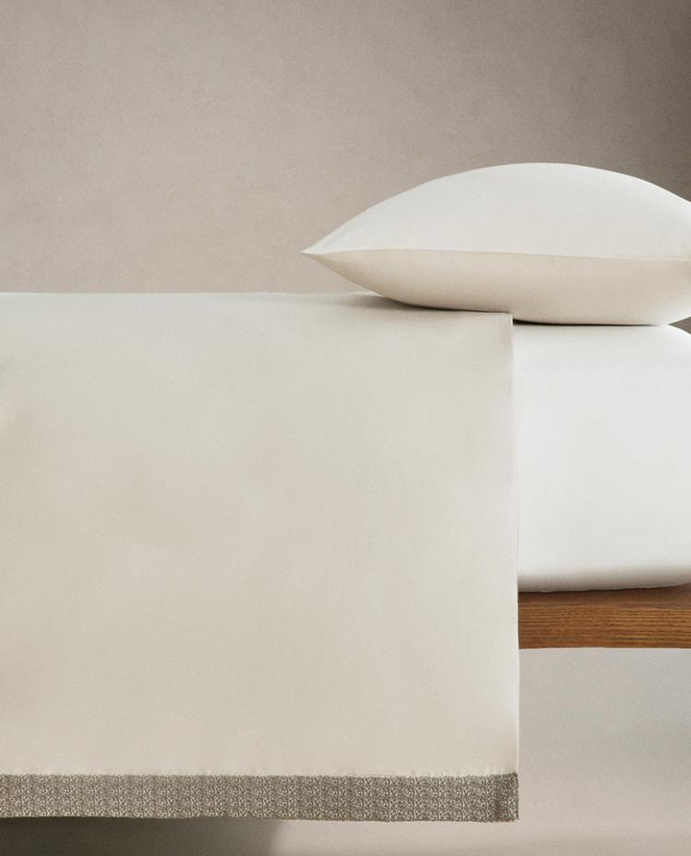 ZARA HOME ПОДОДЕЯЛЬНИК С ВЫШИВКОЙ, БЕЖЕВЫЙ