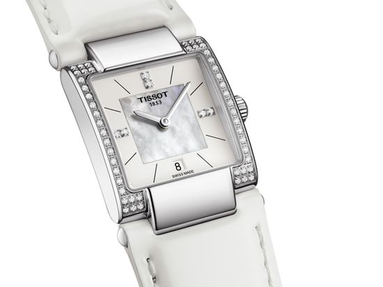 Женские часы Tissot T090.310.66.116.00 T02 Diamonds