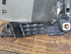 Кронштейн заднего бампера левый Toyota Camry (XV70) 17-нв Б/У Оригинал 5257633130