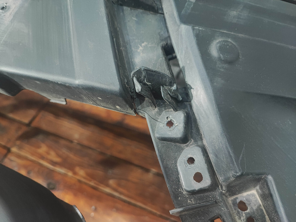 Бампер передний LADA Vesta Cross 15-нв Б/У Оригинал 8450033685