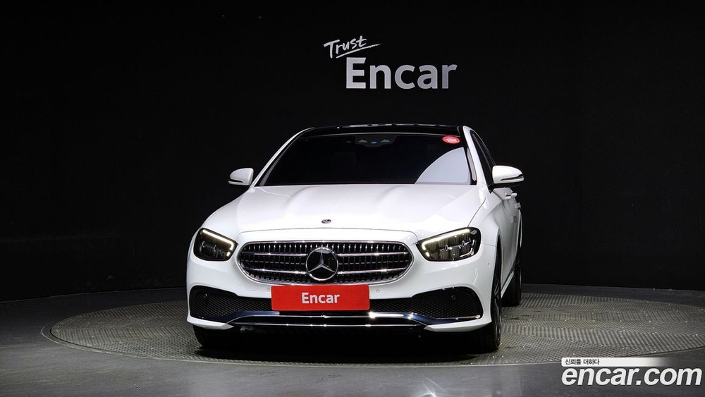 Mercedes-Benz E-Class W213 E250 Avangarde (09.2021)