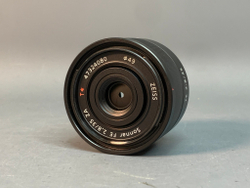 Sony Sonnar T* FE 35mm f/2.8 ZA