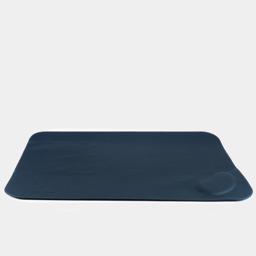 Коврик для MacBook Tapis из натуральной кожи теленка синего цвета