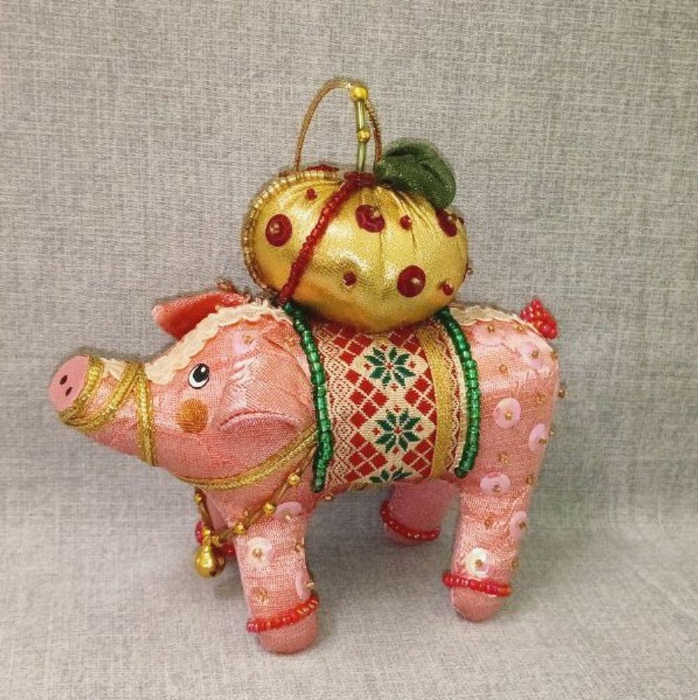 Бисерная ёлочная игрушка Свинка
