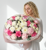 Потрясающий с пионами