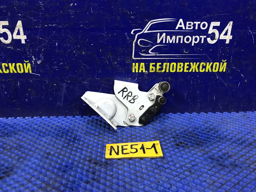 Ролик сдвижной двери NISSAN ELGRAND 2005