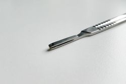 Ручка для скальпеля большая 130мм (P-71)