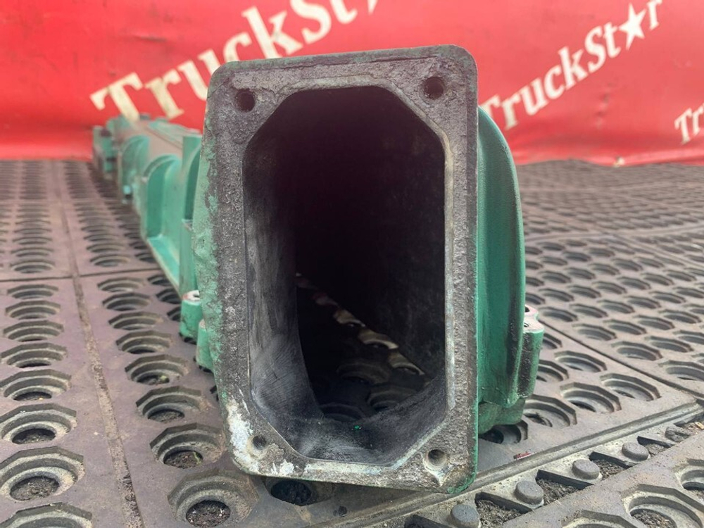 Коллектор впускной
