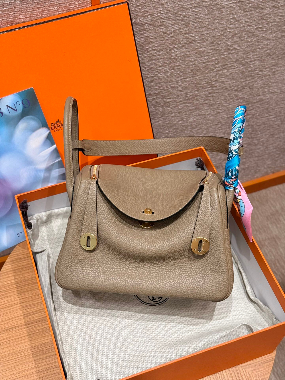 Hermes Lindy 26