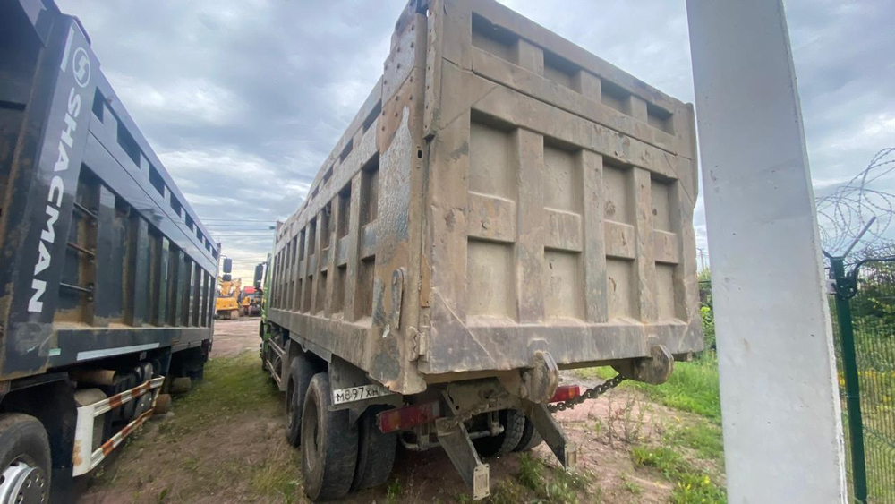 Shacman (Shaanxi) SX* 8x4 Самосвал SX33186T366T (Газ, 11,6 л, 375 л.с., МТ)