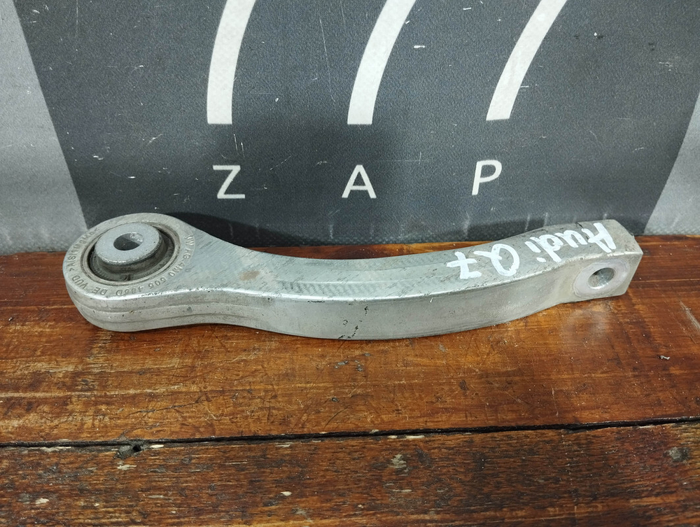 Стойка заднего стабилизатора Audi Q7 (4M)  Б/У Оригинал 4M0505465D