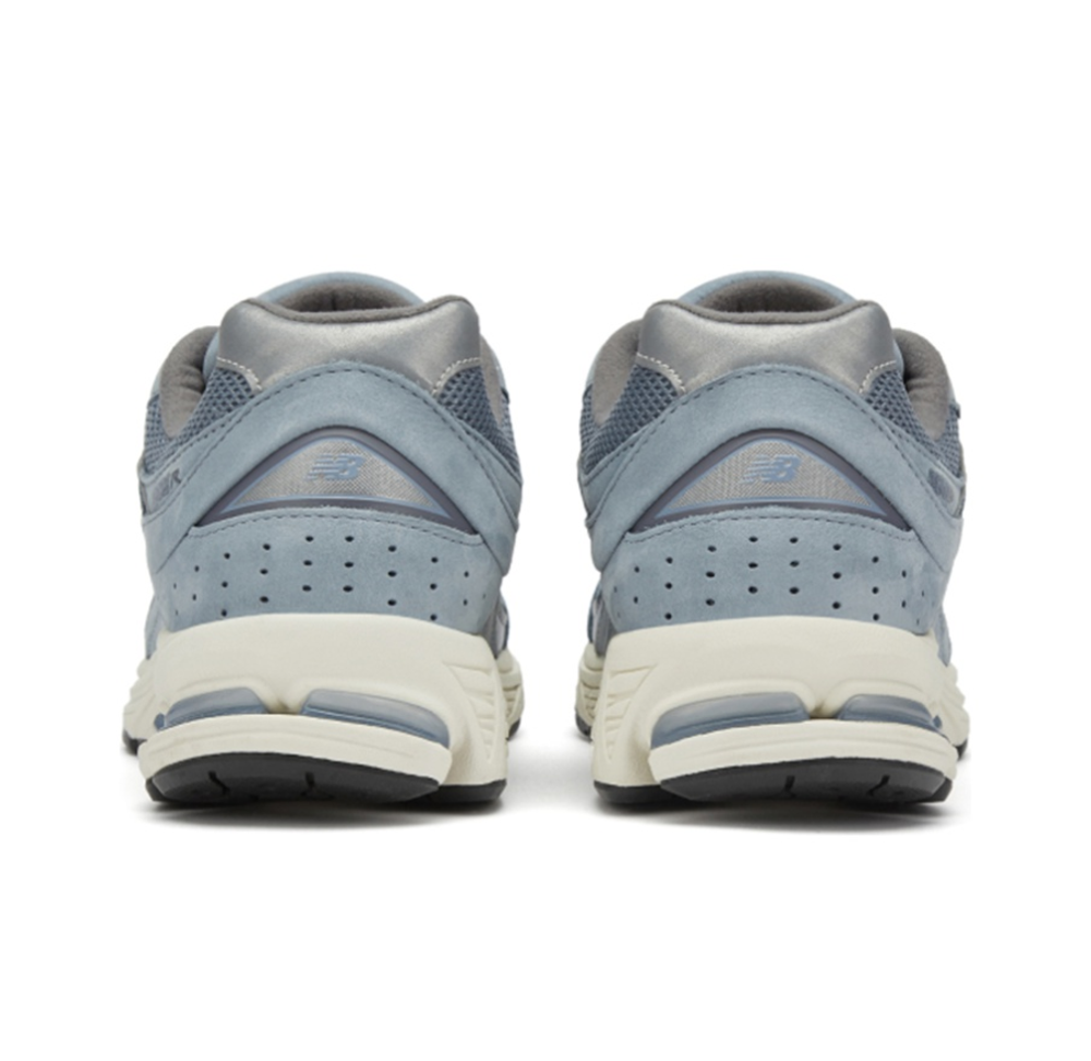 Кроссовки New Balance 2002R "Light Blue" ML2002RR