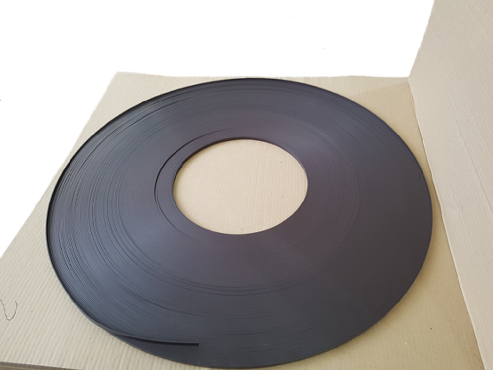 Магнитная вставка Е02 150 м (профиль 013)