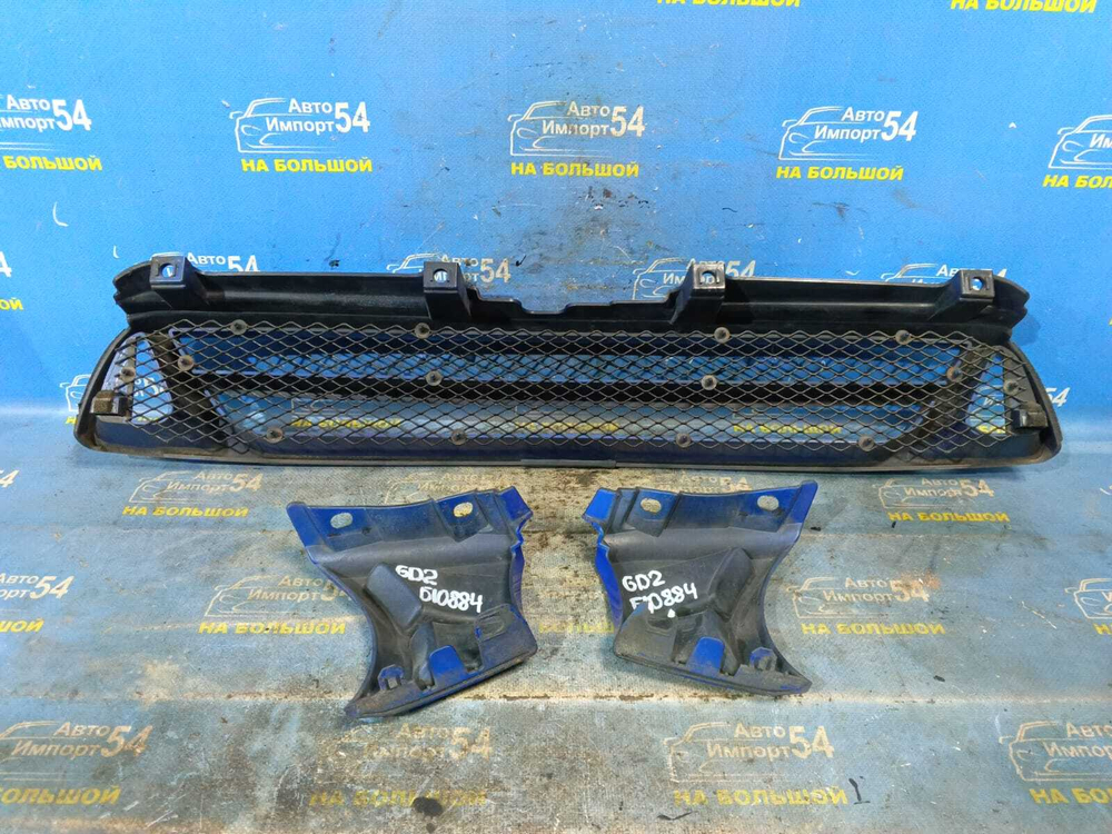 Решетка радиатора SUBARU IMPREZA 2000-2002