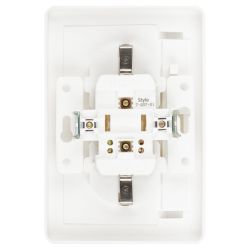 Розетка Intro Style 7-207-01 2P+E Schuko с крышкой штор., 16А-250В, IP20, СУ, белый