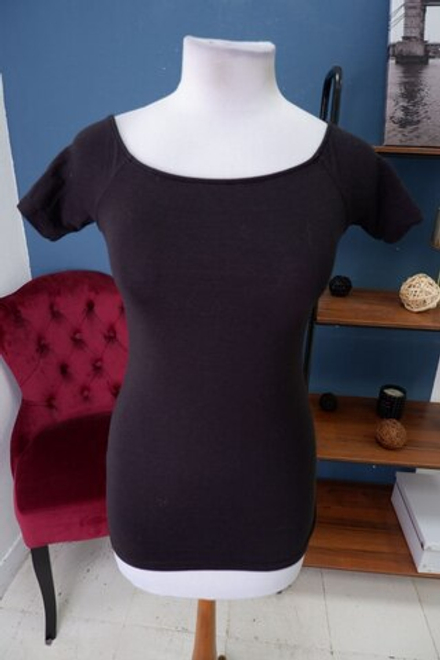 Футболка базовая 42 размер