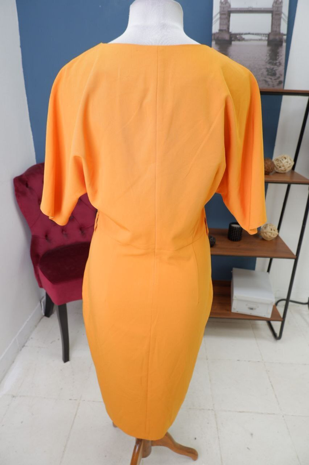 Платье красивого цвета 44/46 размер, новое