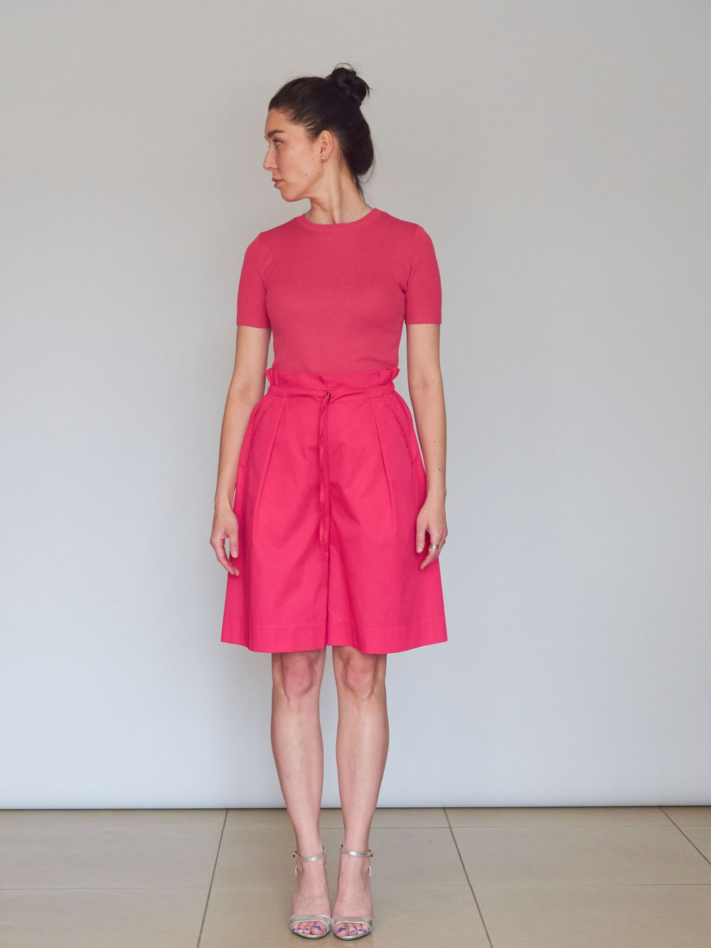 Футболка вязаная