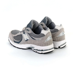 Кроссовки мужские NEW BALANCE 2002