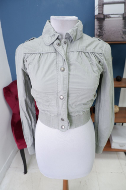 Куртка Jane Norman тонкая 42 размер