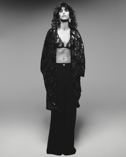 ZARA БАРХАТНОЕ ПАЛЬТО С ПАЙЕТКАМИ И БИСЕРОМ, ЧЕРНЫЙ