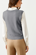 22742 Жилет женский (серый)