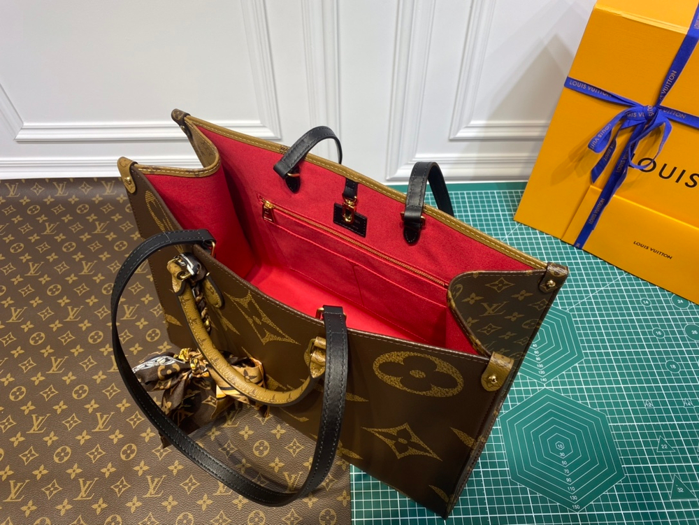Louis Vuitton Onthego GM