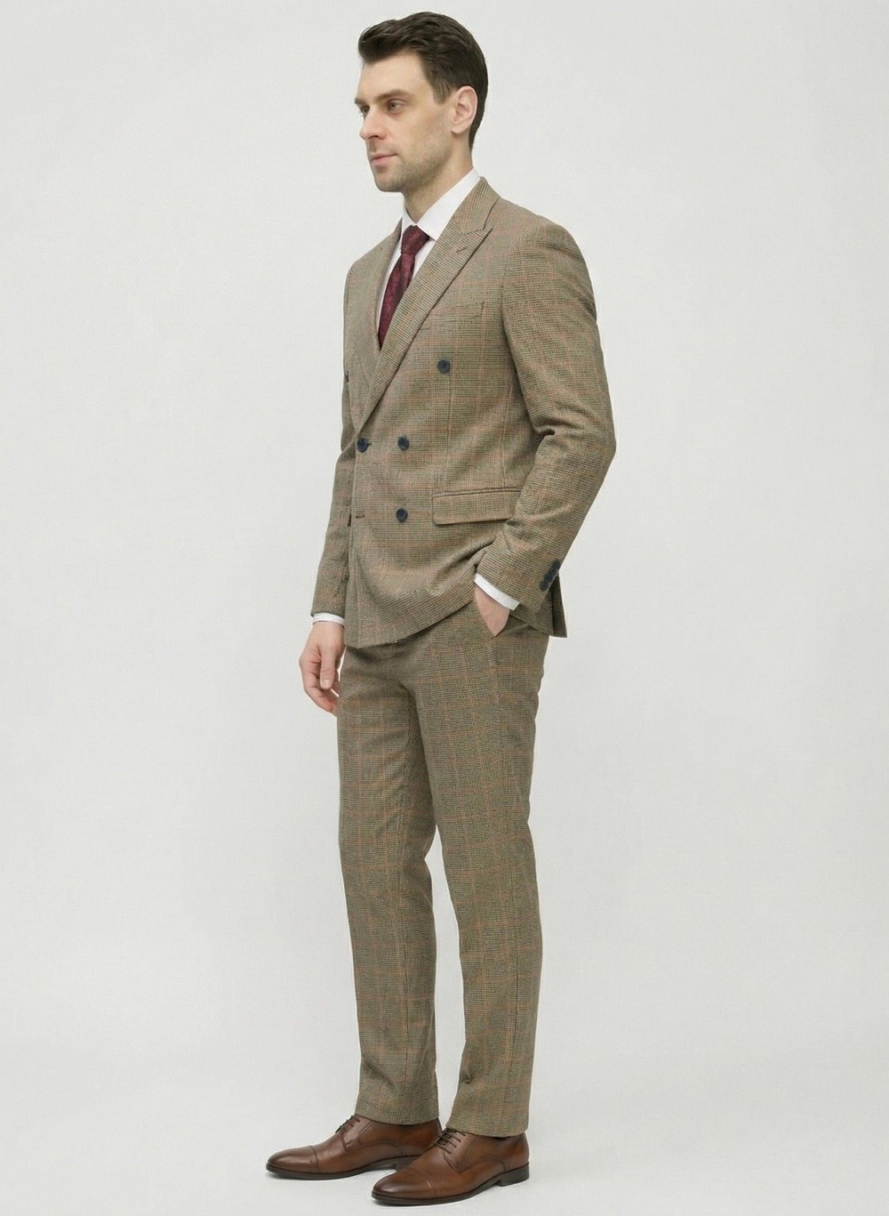 Мужской костюм двубортный (бежевый) А72