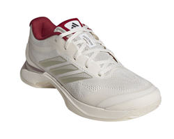 Женские теннисные кроссовки Adidas Avacourt 3 - chalk white/ice gold/team victory red