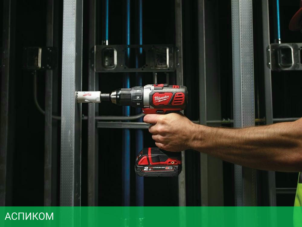 Дрель-шуруповерт Milwaukee M18 BDD-0 (4933443530)