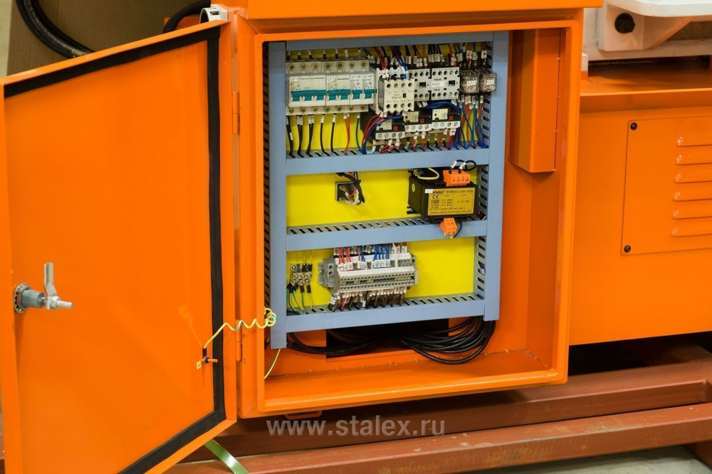 Ленточнопильный отрезной станок Stalex TGK-4240