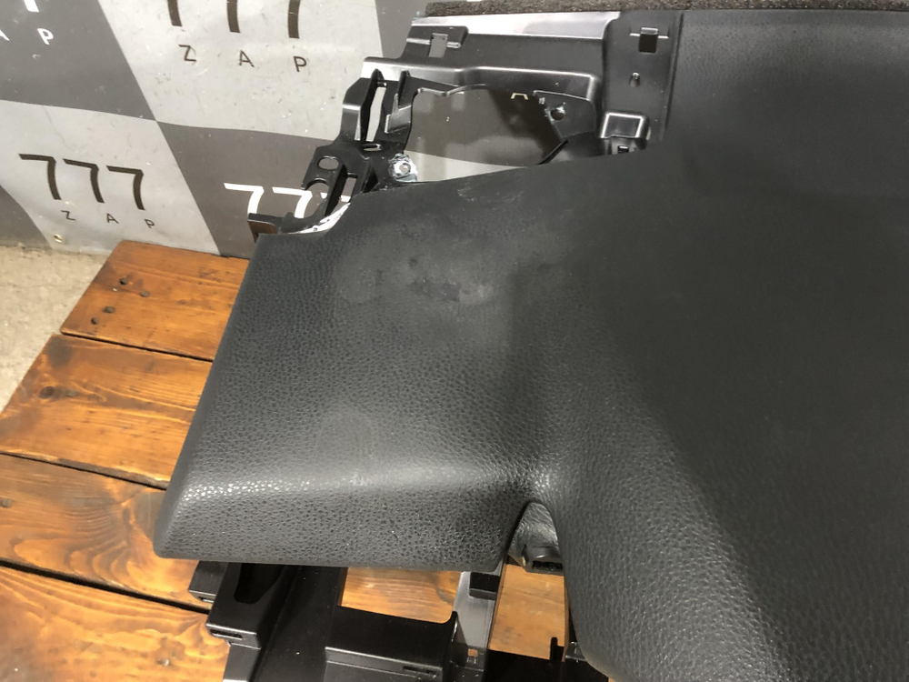 Торпедо Toyota Camry (XV70) 17-нв Б/У Оригинал 5540106471C2