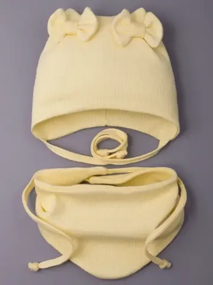 Шапка для девочки с ушками осенняя и снуд