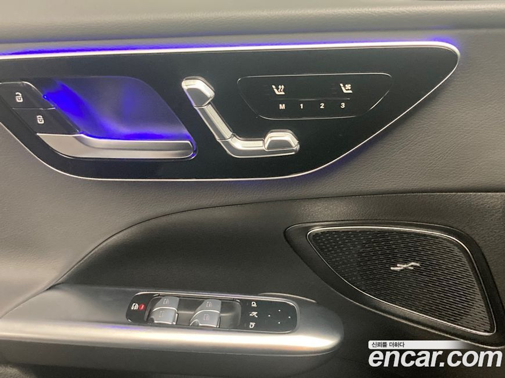 Mercedes-Benz C-Class W206 C300 4MATIC Avangarde (12.2023)