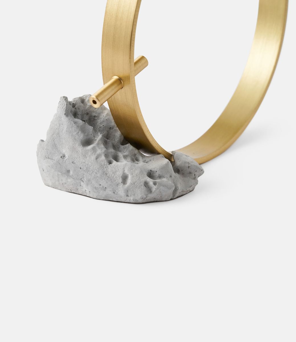 Kin Object Moon Rising — держатель аромапалочек