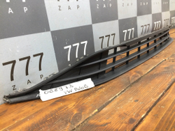 Решетка переднего бампера Volkswagen Polo 6 20-нв Б/У Оригинал 6N5853677