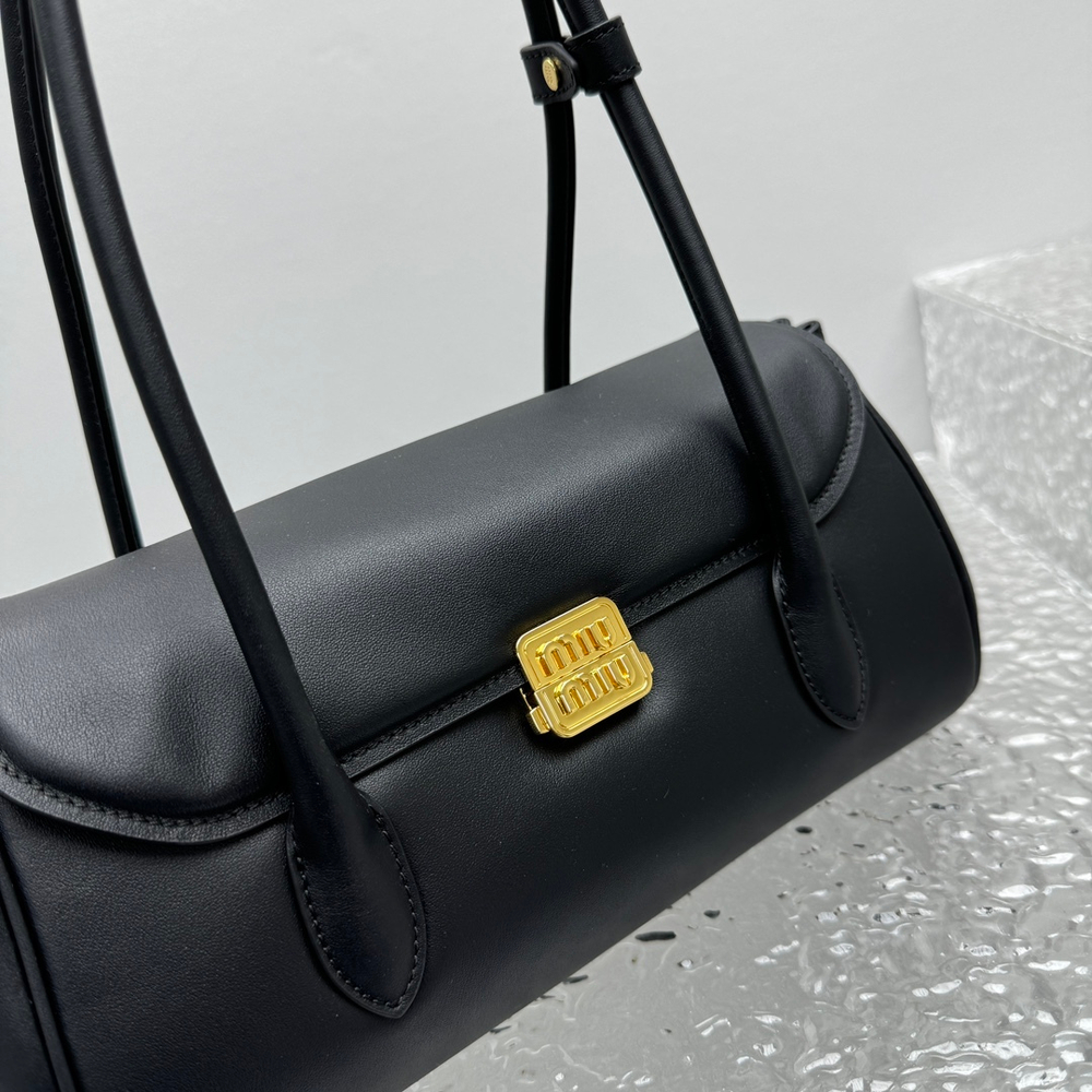 Miu Miu Shoulder Bag 28 cm
