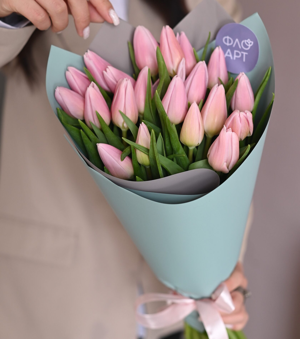 21 розовый тюльпан – розы с доставкой по Южно-Сахалинску, интернет-магазин FloArt