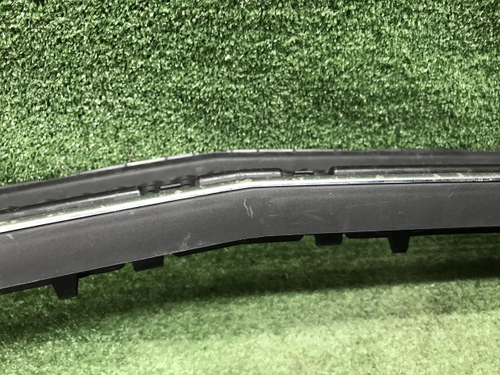 Решетка переднего бампера Mercedes C w205 (18-23)