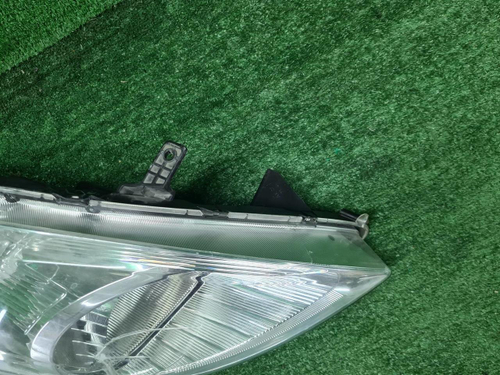 Битая Фара правая Suzuki Swift 4 (2011-2013) галоген