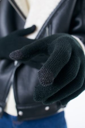 Женские перчатки черные