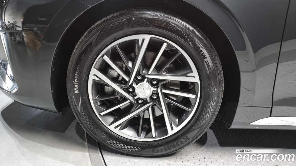 Hyundai The New Grandeur (Azera) IG 2.5 (02.2021)